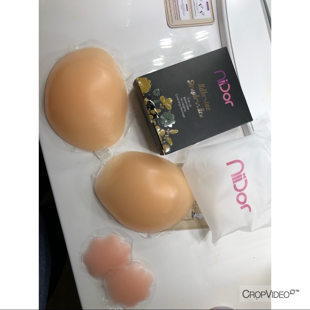 Strip-less Stick-on Silicone Bra